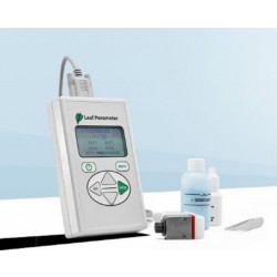 SC-1 Porometer to measure the stomatal conductance